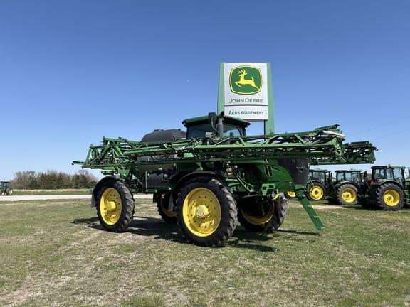 2017 John Deere R4045 Equipment Image0