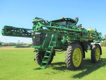 Main image John Deere R4045