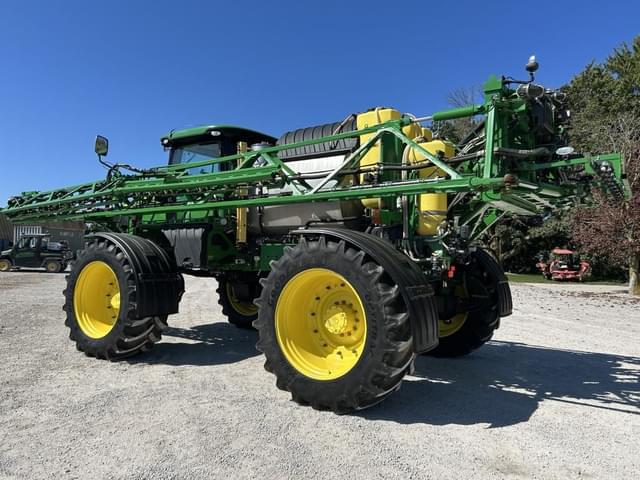 Image of John Deere R4045 equipment image 4