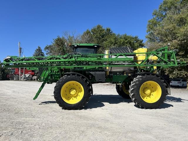 Image of John Deere R4045 equipment image 2