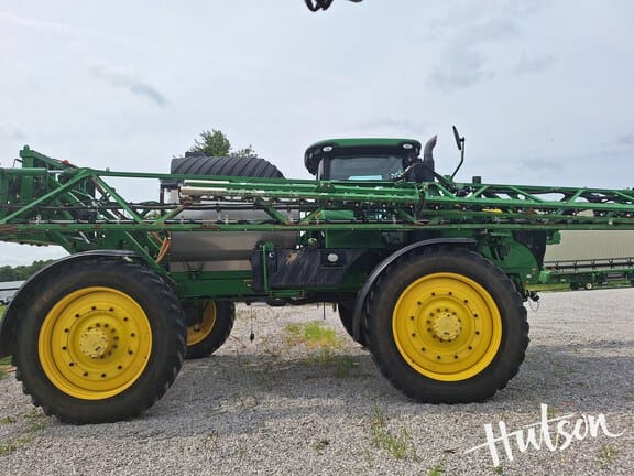 Main image John Deere R4045