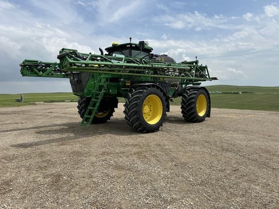 Image of John Deere R4045 equipment image 4