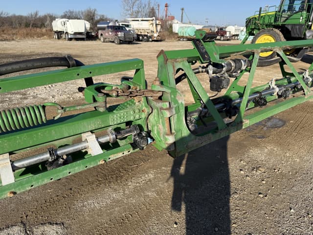 Image of John Deere R4045 equipment image 4