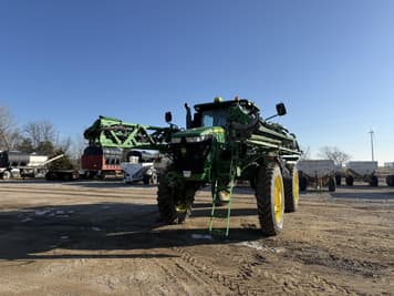 Main image John Deere R4045