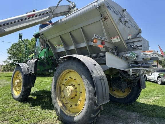 Image of John Deere R4045 equipment image 3