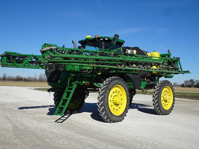 Image of John Deere R4045 equipment image 3