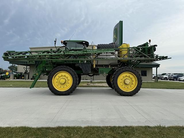 Image of John Deere R4045 equipment image 1