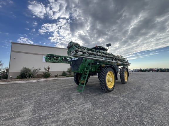 2017 John Deere R4045 Equipment Image0