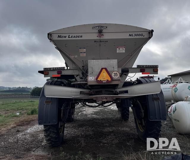 Image of John Deere R4045 equipment image 4