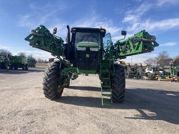 2017 John Deere R4045 Equipment Image0