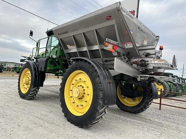 Image of John Deere R4045 equipment image 4