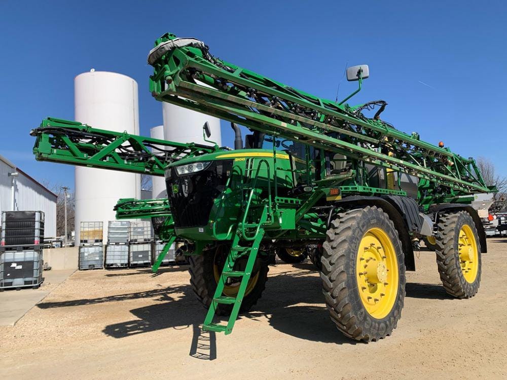 Main image John Deere R4045