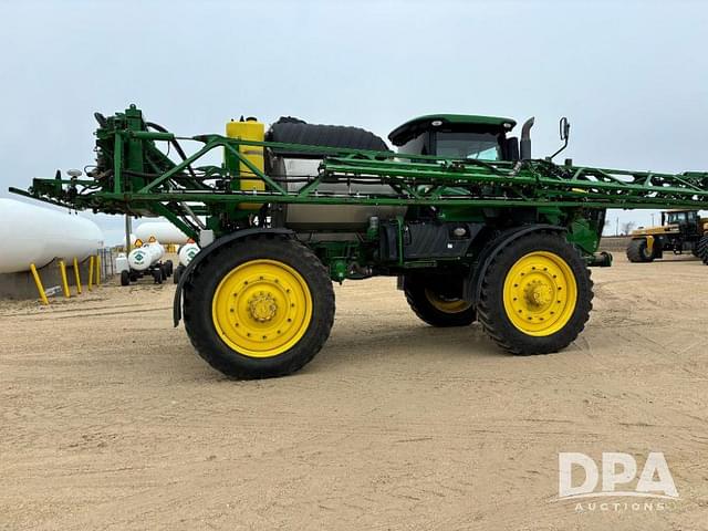 Image of John Deere R4045 equipment image 4