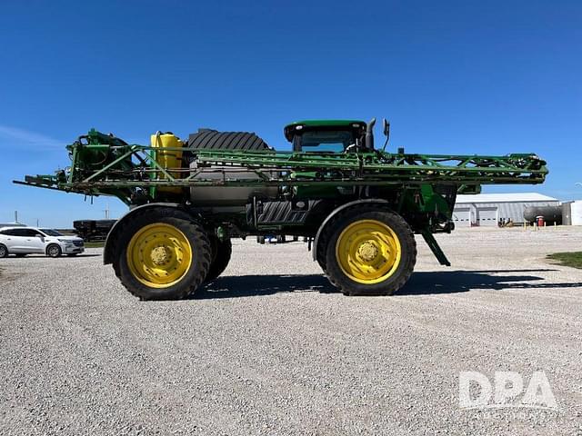 Image of John Deere R4045 equipment image 3