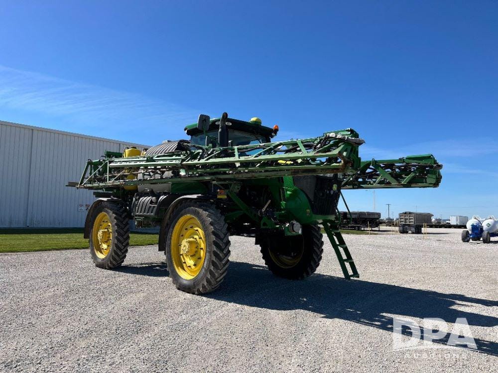 Main image John Deere R4045
