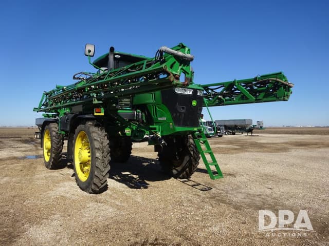 Image of John Deere R4045 equipment image 1