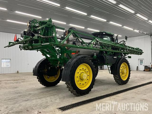 Image of John Deere R4045 equipment image 3