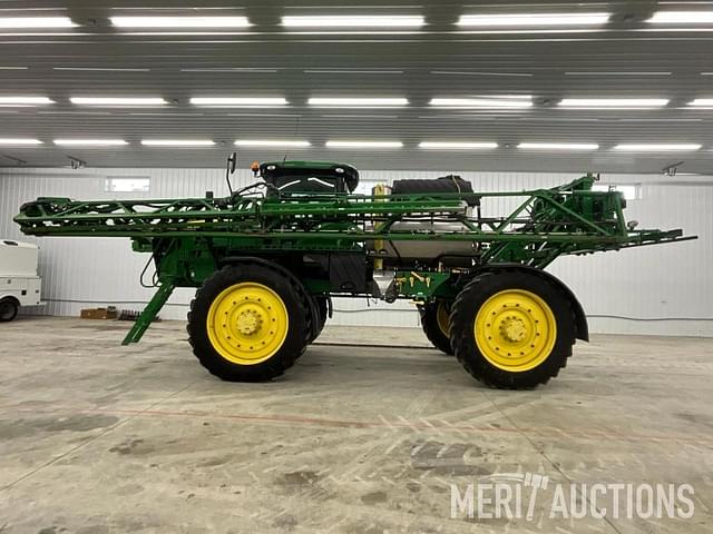 Image of John Deere R4045 equipment image 1