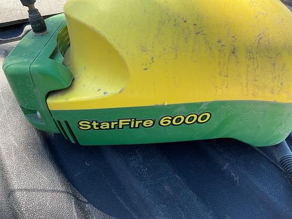 Image of John Deere StarFire 6000 Image 1