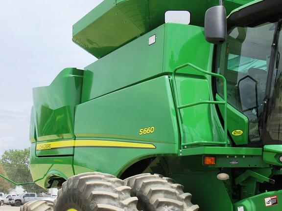 Image of John Deere S660 equipment image 2