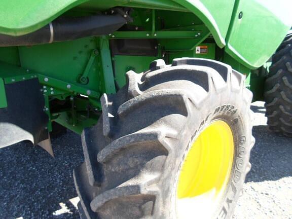 Main image John Deere S660 24