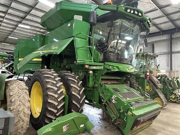 Image of John Deere S670 equipment image 1