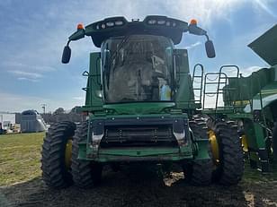 Main image John Deere S670 8