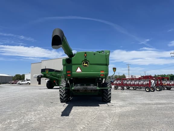 Image of John Deere S670 equipment image 3