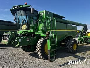 Main image John Deere S670 16