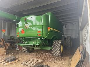 Main image John Deere S670 5