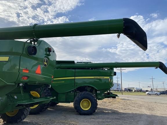 Main image John Deere S670 6