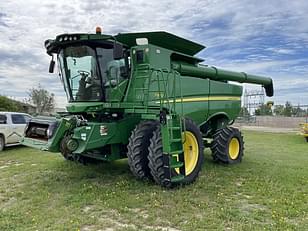 Main image John Deere S670 0