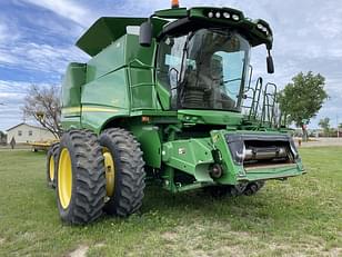 Main image John Deere S670 1