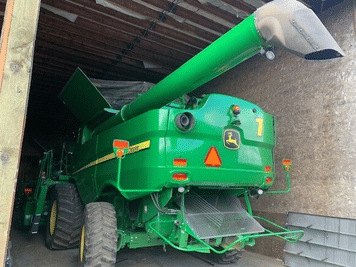 Main image John Deere S670