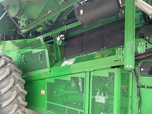 Main image John Deere S670 18