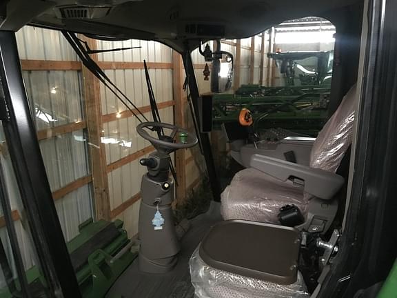 Main image John Deere S670 8