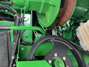 Main image John Deere S670 18