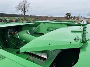 Main image John Deere S670 5