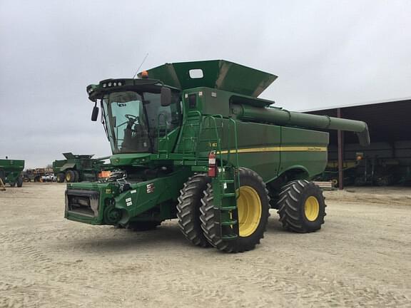 Image of John Deere S670 Primary image