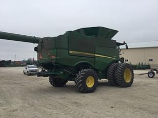 Main image John Deere S670 5