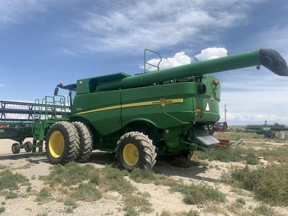 Image of John Deere S670 equipment image 2