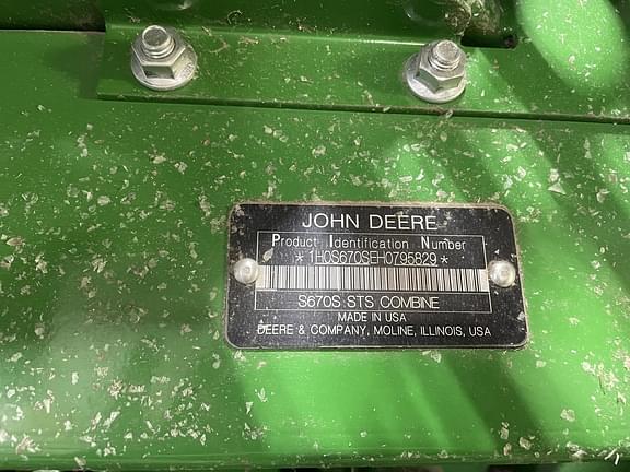 Image of John Deere S670 Primary image