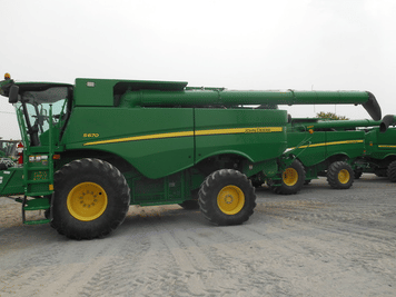 Main image John Deere S670