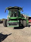 2017 John Deere S680 Image