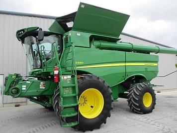 Main image John Deere S680