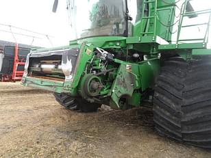 Main image John Deere S680 13