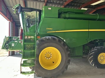 Main image John Deere S680