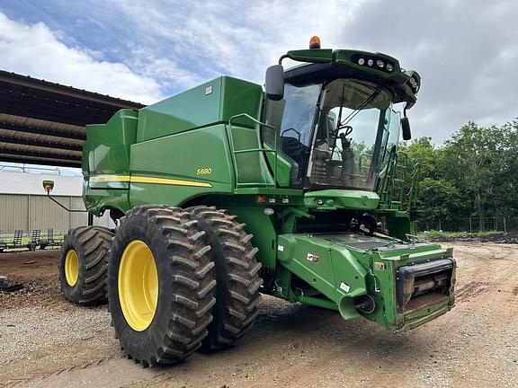 Image of John Deere S680 Primary image