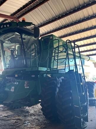 Main image John Deere S680 8