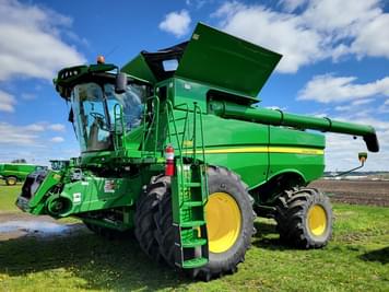 Main image John Deere S680